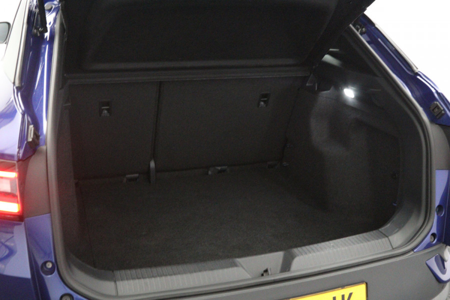 Volkswagen ID.4 Life 77 kWh 204 PK, SOH 92 %, Adap. Cruise Control, Warmtepomp, Carplay, Navigatie, Winterpakket