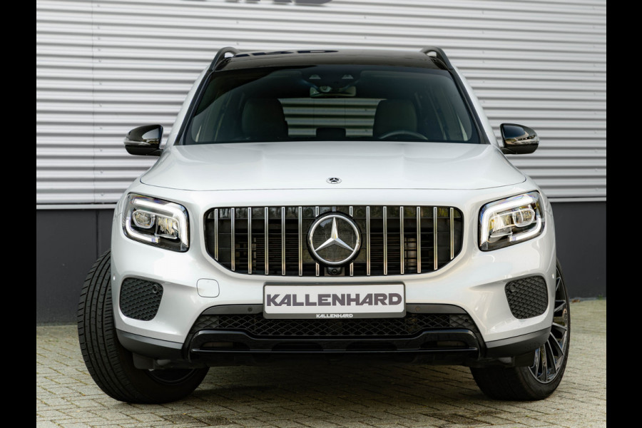 Mercedes-Benz Glb 200 - Pano - Trekhaak - Nightpakket - Camera