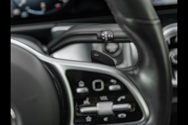 Mercedes-Benz Glb 200 - Pano - Trekhaak - Nightpakket - Camera