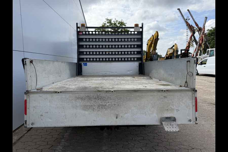 MAN TGE 3.140 2.0 TDI Automaat Open Laadbak Dubbele cabine 6-persoons Airco Trekhaak Navigatie Carplay Pritische Pickup Open Box