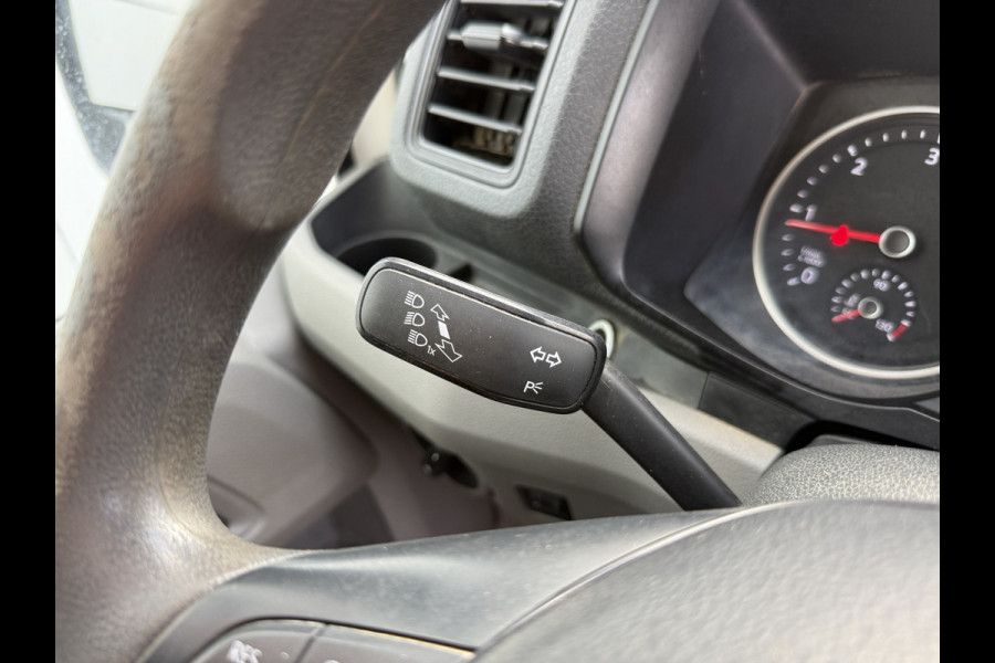 MAN TGE 3.140 2.0 TDI Automaat Open Laadbak Dubbele cabine 6-persoons Airco Trekhaak Navigatie Carplay Pritische Pickup Open Box