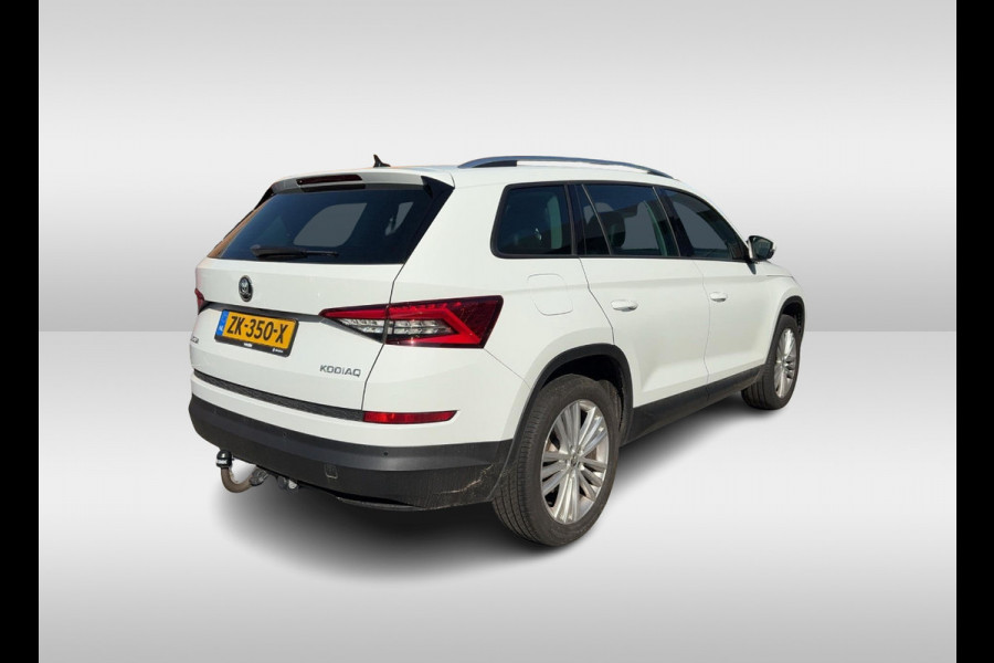 Škoda Kodiaq 1.5 TSI Business Edition / Trekhaak / Camera / Leder&Alcantara / 19'' / Keyless / Premium Audio / Dodehoek / DAB / Stoelverwarming / ACC