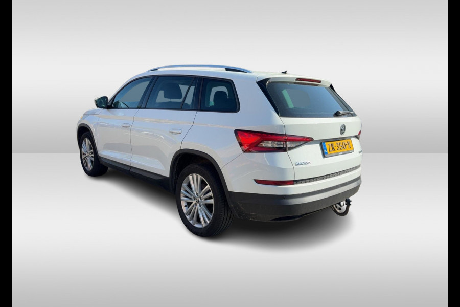 Škoda Kodiaq 1.5 TSI Business Edition / Trekhaak / Camera / Leder&Alcantara / 19'' / Keyless / Premium Audio / Dodehoek / DAB / Stoelverwarming / ACC
