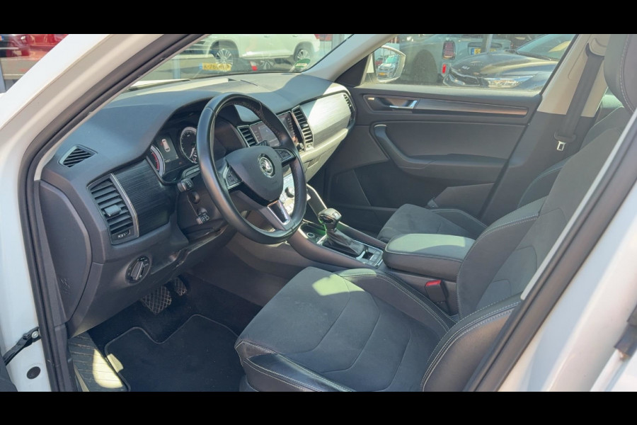 Škoda Kodiaq 1.5 TSI Business Edition / Trekhaak / Camera / Leder&Alcantara / 19'' / Keyless / Premium Audio / Dodehoek / DAB / Stoelverwarming / ACC
