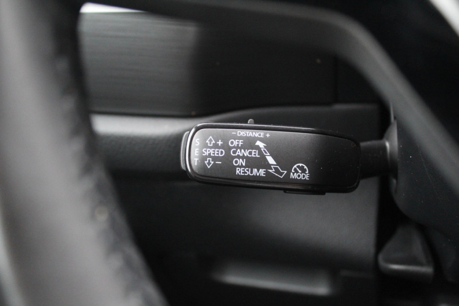 Škoda Kodiaq 1.5 TSI Business Edition / Trekhaak / Camera / Leder&Alcantara / 19'' / Keyless / Premium Audio / Dodehoek / DAB / Stoelverwarming / ACC