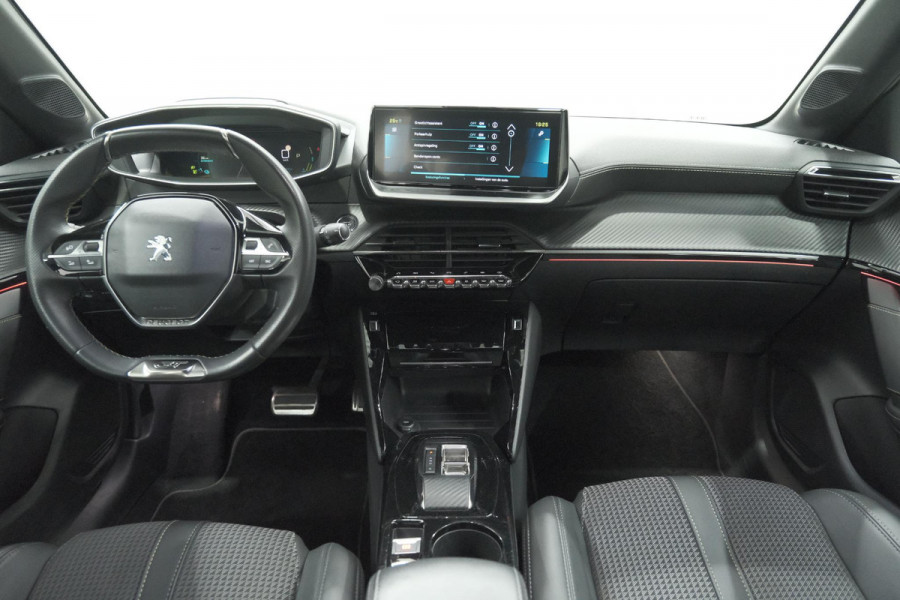 Peugeot e-208 EV GT 50 kWh | 93,7% SOH | Black Pack | Dodehoekdetectie | Camera | Apple Carplay