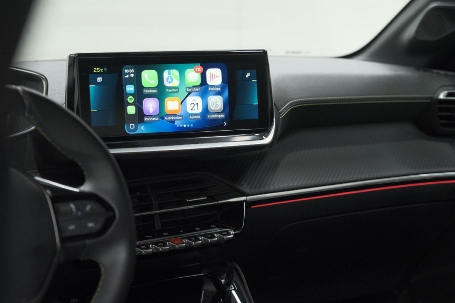 Peugeot e-208 EV GT 50 kWh | 93,7% SOH | Black Pack | Dodehoekdetectie | Camera | Apple Carplay