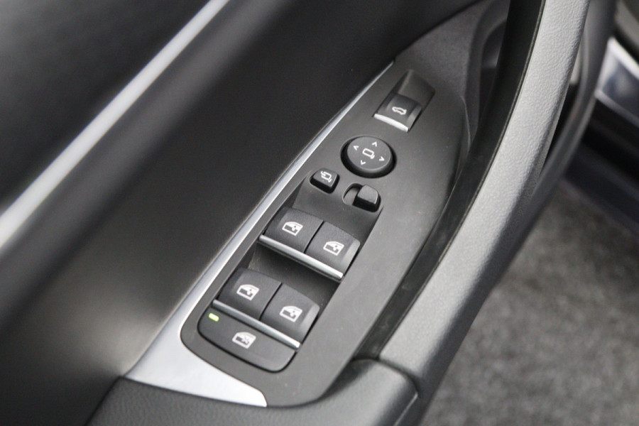 BMW X3 xDrive30e High Executive M-Sport 293 PK PHEV, Panoramadak, H/K Sound, Camera
