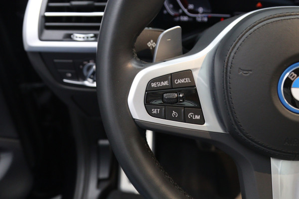 BMW X3 xDrive30e High Executive M-Sport 293 PK PHEV, Panoramadak, H/K Sound, Camera