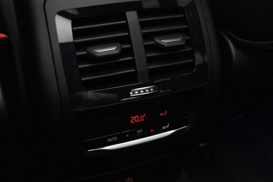 BMW X3 xDrive30e High Executive M-Sport 293 PK PHEV, Panoramadak, H/K Sound, Camera