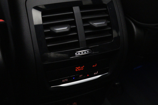 BMW X3 xDrive30e High Executive M-Sport 293 PK PHEV, Panoramadak, H/K Sound, Camera