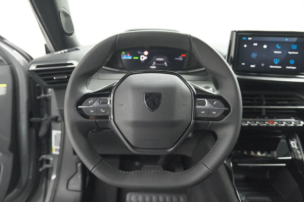 Peugeot e-2008 EV Allure 54 kWh | 360 Camera | Adaptieve Cruise Control | Warmtepomp