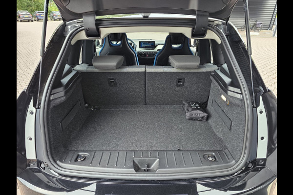 BMW i3 Business Edition 120Ah 42 kWh | Navi | Camera | Stoelverwarming | Special |