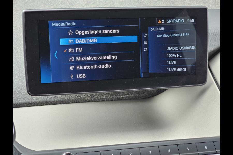 BMW i3 Business Edition 120Ah 42 kWh | Navi | Camera | Stoelverwarming | Special |