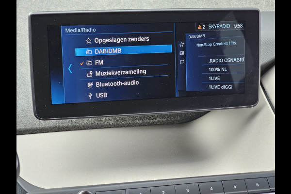 BMW i3 Business Edition 120Ah 42 kWh | Navi | Camera | Stoelverwarming | Special |