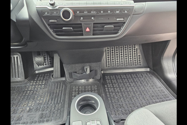 BMW i3 Business Edition 120Ah 42 kWh | Navi | Camera | Stoelverwarming | Special |