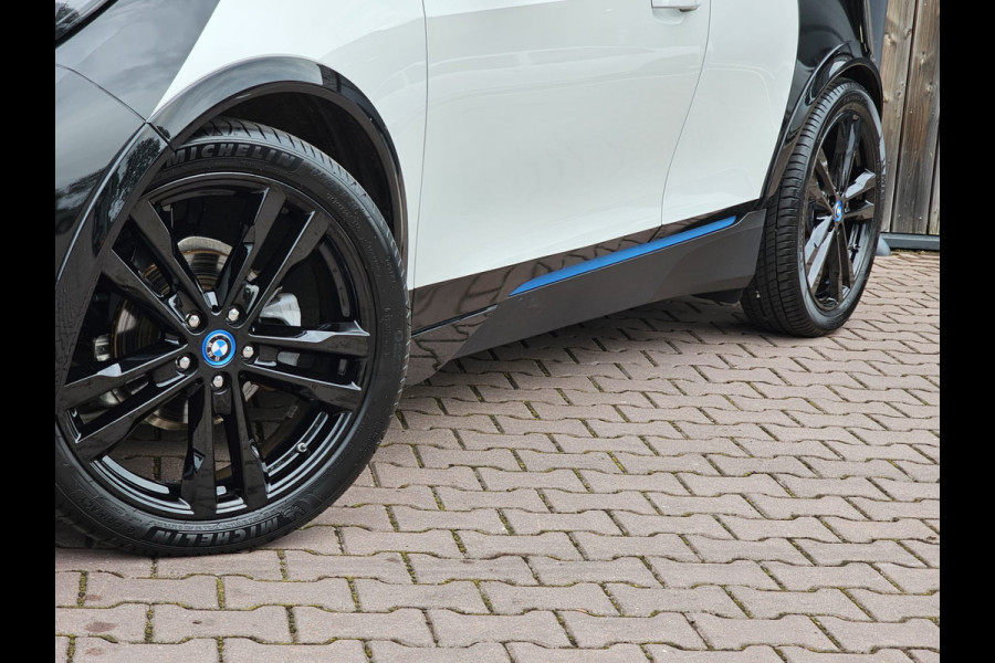 BMW i3 Business Edition 120Ah 42 kWh | Navi | Camera | Stoelverwarming | Special |