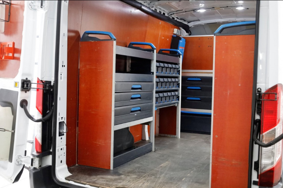 Ford Transit 350 2.0 TDCI 130pk L3H2 Trend Inrichting/230V/Trekhaak 2800kg 07-2020