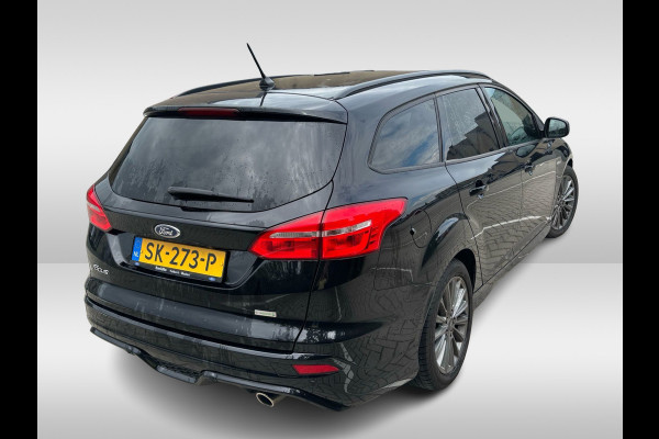 Ford FOCUS Wagon 1.5 ST-Line / Distr.riem VV / Camera / Navigatie / Parkeerhulp achter / 17'' / Cruise Control