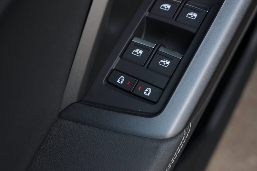 Audi Q3 40 TFSI Quattro 3X S-Line *Pano*B&O*Keyless*Camera*
