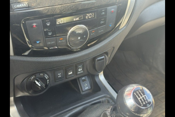 Nissan Navara 2.3 dCi N-Connecta King Cab 4WD - 1e eigenaar