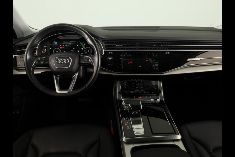 Audi Q7 55 TFSI e quattro Pro Line 340pk | Panoramadak | Parkeercamera | Lederen bekleding | Elektrisch verstelbare en verwarmbare voorstoelen |
