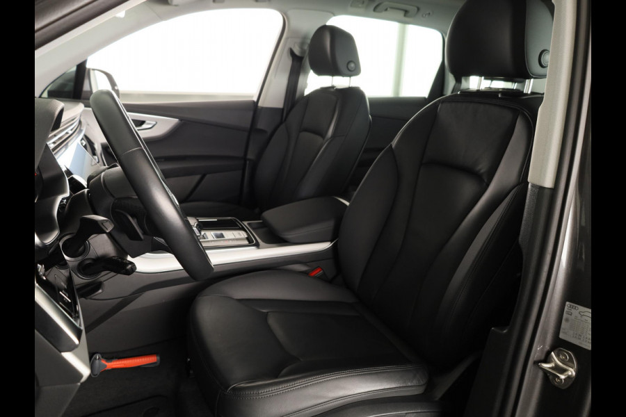 Audi Q7 55 TFSI e quattro Pro Line 340pk | Panoramadak | Parkeercamera | Lederen bekleding | Elektrisch verstelbare en verwarmbare voorstoelen |