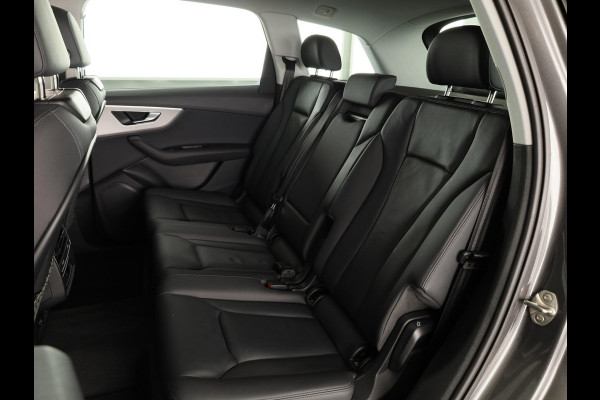 Audi Q7 55 TFSI e quattro Pro Line 340pk | Panoramadak | Parkeercamera | Lederen bekleding | Elektrisch verstelbare en verwarmbare voorstoelen |