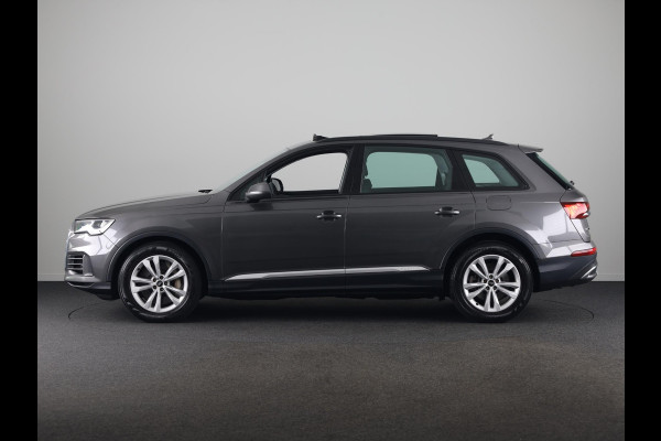 Audi Q7 55 TFSI e quattro Pro Line 340pk | Panoramadak | Parkeercamera | Lederen bekleding | Elektrisch verstelbare en verwarmbare voorstoelen |