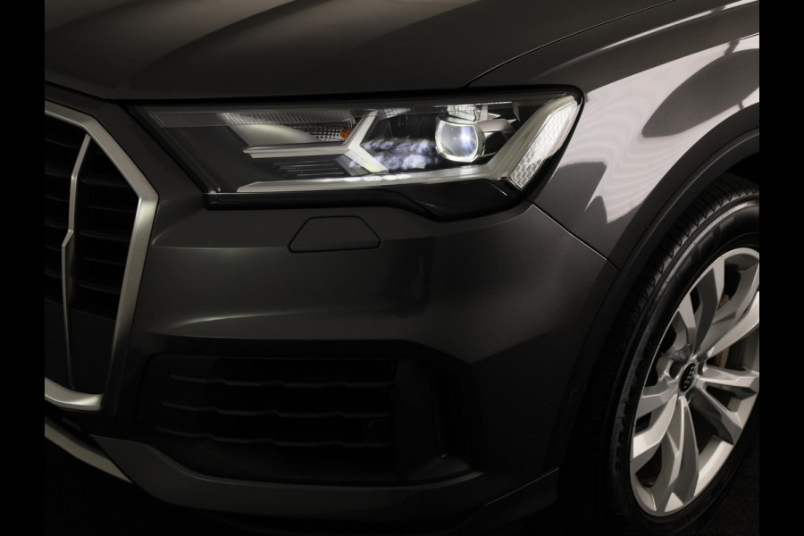 Audi Q7 55 TFSI e quattro Pro Line 340pk | Panoramadak | Parkeercamera | Lederen bekleding | Elektrisch verstelbare en verwarmbare voorstoelen |