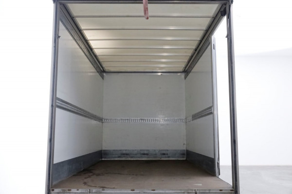 Iveco Daily 35S16 3.0 160pk HiMatic Automaat Bakwagen met laadklep en zijdeur 02-2024