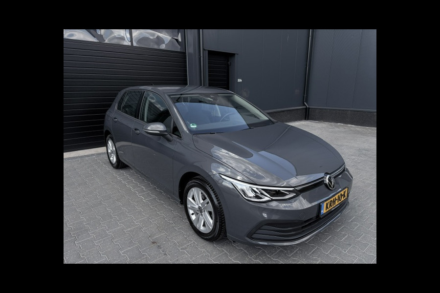 Volkswagen Golf 1.0 TSI Life|110PK|Carplay|ACC|Sfeer|1e eig|Stoel+stuur verw|Led|PDC|LMV|