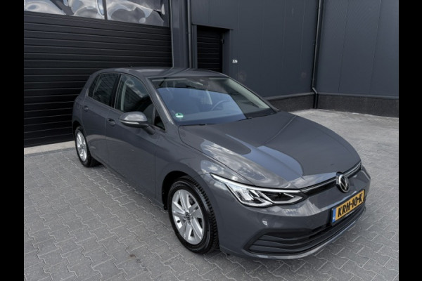 Volkswagen Golf 1.0 TSI Life|110PK|Carplay|ACC|Sfeer|1e eig|Stoel+stuur verw|Led|PDC|LMV|