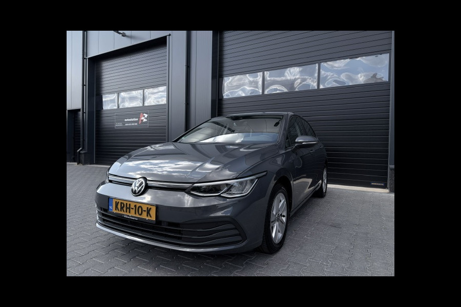 Volkswagen Golf 1.0 TSI Life|110PK|Carplay|ACC|Sfeer|1e eig|Stoel+stuur verw|Led|PDC|LMV|