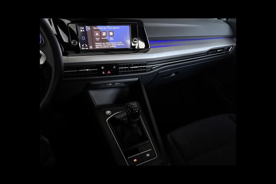 Volkswagen Golf 1.0 TSI Life|110PK|Carplay|ACC|Sfeer|1e eig|Stoel+stuur verw|Led|PDC|LMV|