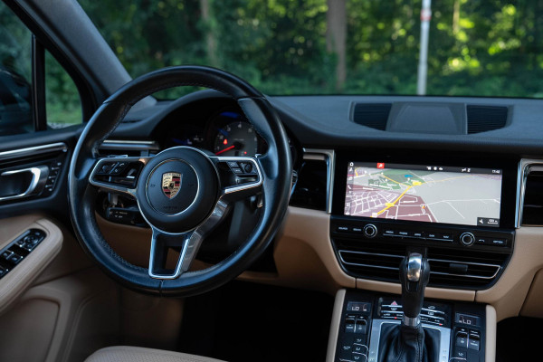 Porsche Macan 3.0 S | Panorama | Memory | Camera | 20 ''