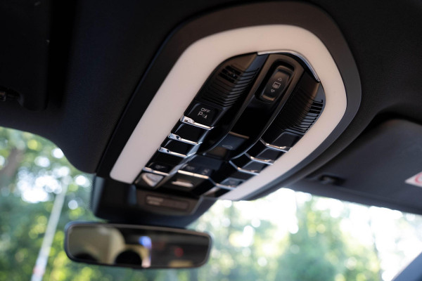 Porsche Macan 3.0 S | Panorama | Memory | Camera | 20 ''