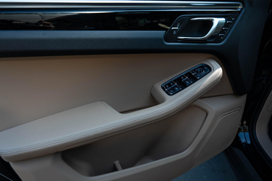 Porsche Macan 3.0 S | Panorama | Memory | Camera | 20 ''