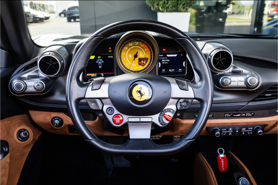 Ferrari F8 Spider 3.9 V8 HELE - Nero Daytona | Passenger Display | Lift | Alcantara