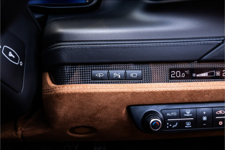 Ferrari F8 Spider 3.9 V8 HELE - Nero Daytona | Passenger Display | Lift | Alcantara