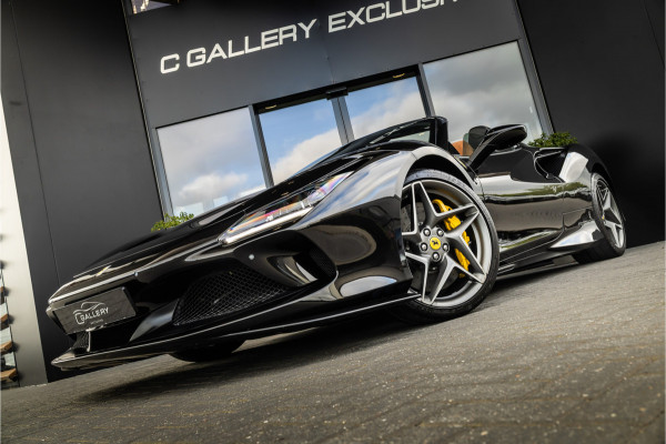 Ferrari F8 Spider 3.9 V8 HELE - Nero Daytona | Passenger Display | Lift | Alcantara