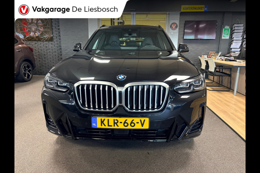 BMW X3 XDrive30e High Executive M-sport / panoramadak / head-up / Leder-sportstoelen / cruisecontrol / led