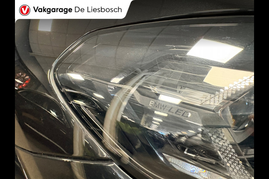 BMW X3 XDrive30e High Executive M-sport / panoramadak / head-up / Leder-sportstoelen / cruisecontrol / led