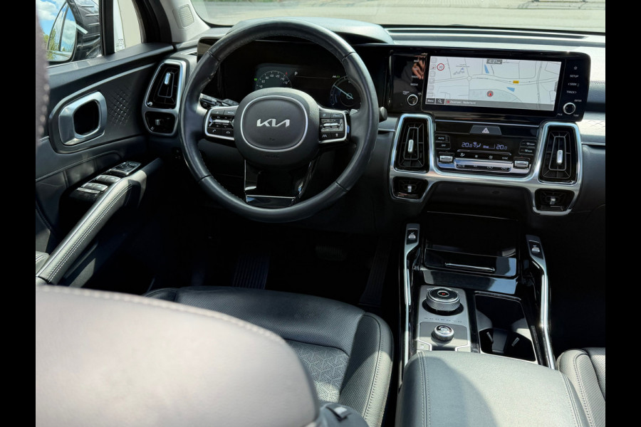 Kia Sorento 1.6 T-GDI Hybrid 2WD ExecutiveLine 5p. Navigatie |Voll-Leder |Panoramadak | Climate | Cruise | Camera | Side assist