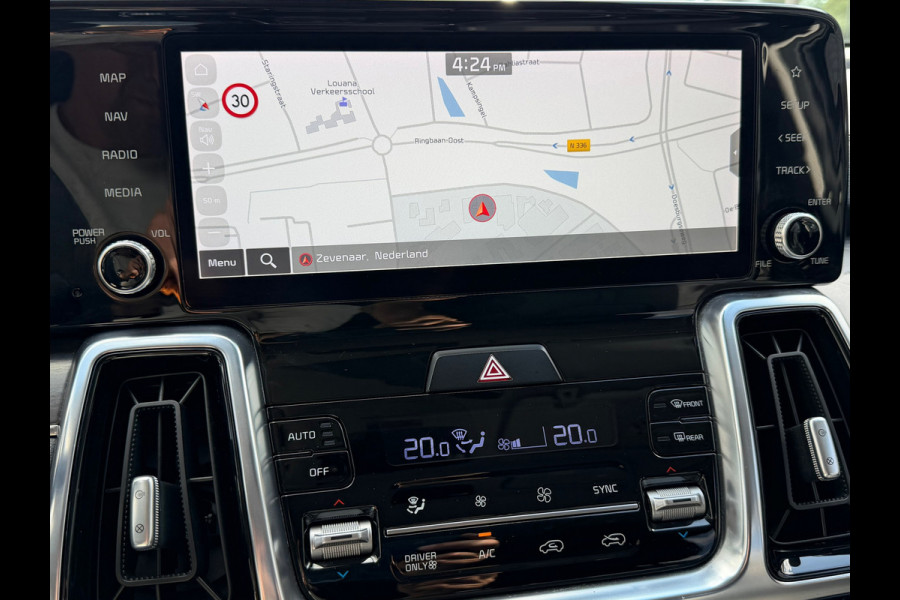Kia Sorento 1.6 T-GDI Hybrid 2WD ExecutiveLine 5p. Navigatie |Voll-Leder |Panoramadak | Climate | Cruise | Camera | Side assist