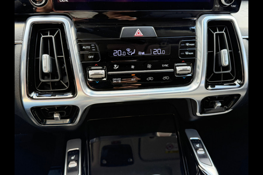 Kia Sorento 1.6 T-GDI Hybrid 2WD ExecutiveLine 5p. Navigatie |Voll-Leder |Panoramadak | Climate | Cruise | Camera | Side assist