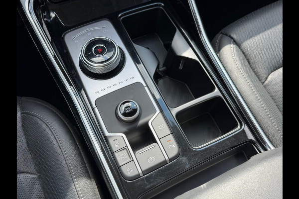 Kia Sorento 1.6 T-GDI Hybrid 2WD ExecutiveLine 5p. Navigatie |Voll-Leder |Panoramadak | Climate | Cruise | Camera | Side assist