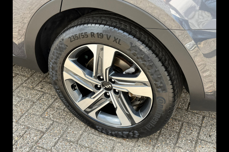 Kia Sorento 1.6 T-GDI Hybrid 2WD ExecutiveLine 5p. Navigatie |Voll-Leder |Panoramadak | Climate | Cruise | Camera | Side assist