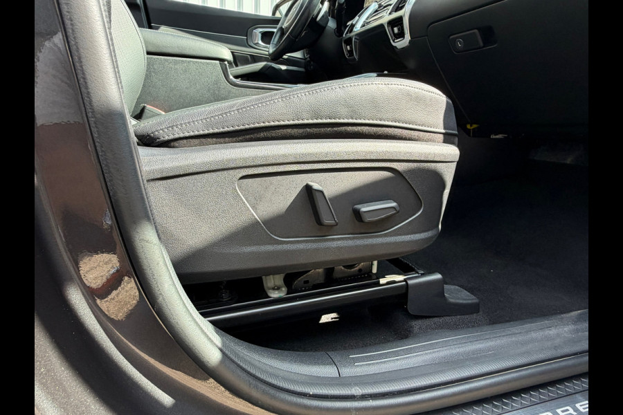 Kia Sorento 1.6 T-GDI Hybrid 2WD ExecutiveLine 5p. Navigatie |Voll-Leder |Panoramadak | Climate | Cruise | Camera | Side assist
