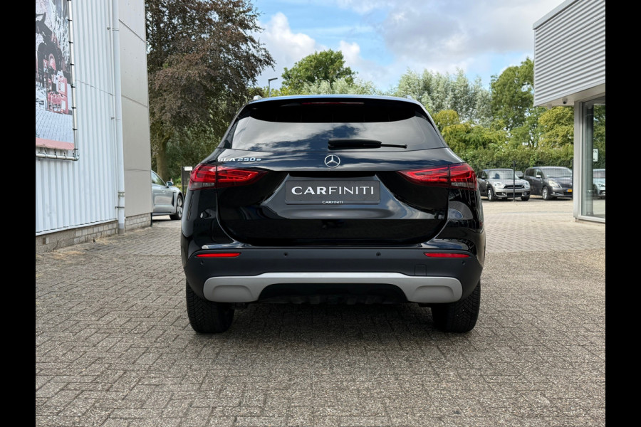 Mercedes-Benz GLA 250 e Progressive 218 PK Phev Widescreen| Navigatie | Cruise | Clima | 17"